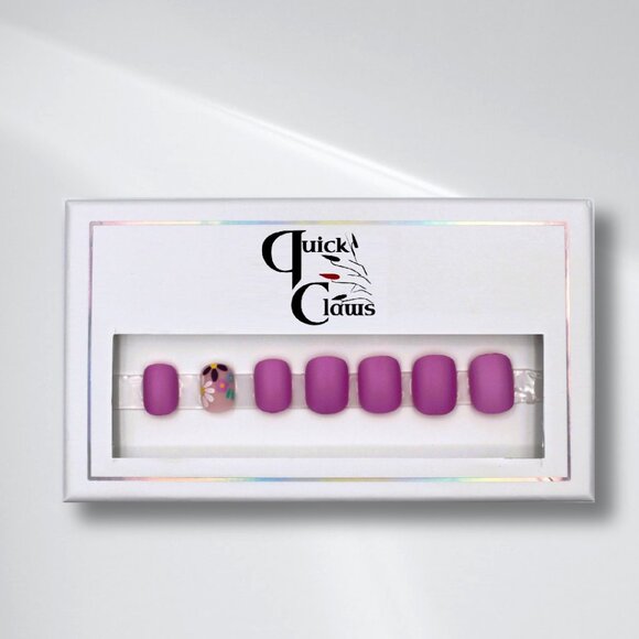 Hot Pink Press on nails flowers Fake Nails - Picture 4 of 4